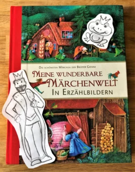 Meine wunderbare Märchenwelt Buchcover mit Papierfiguren